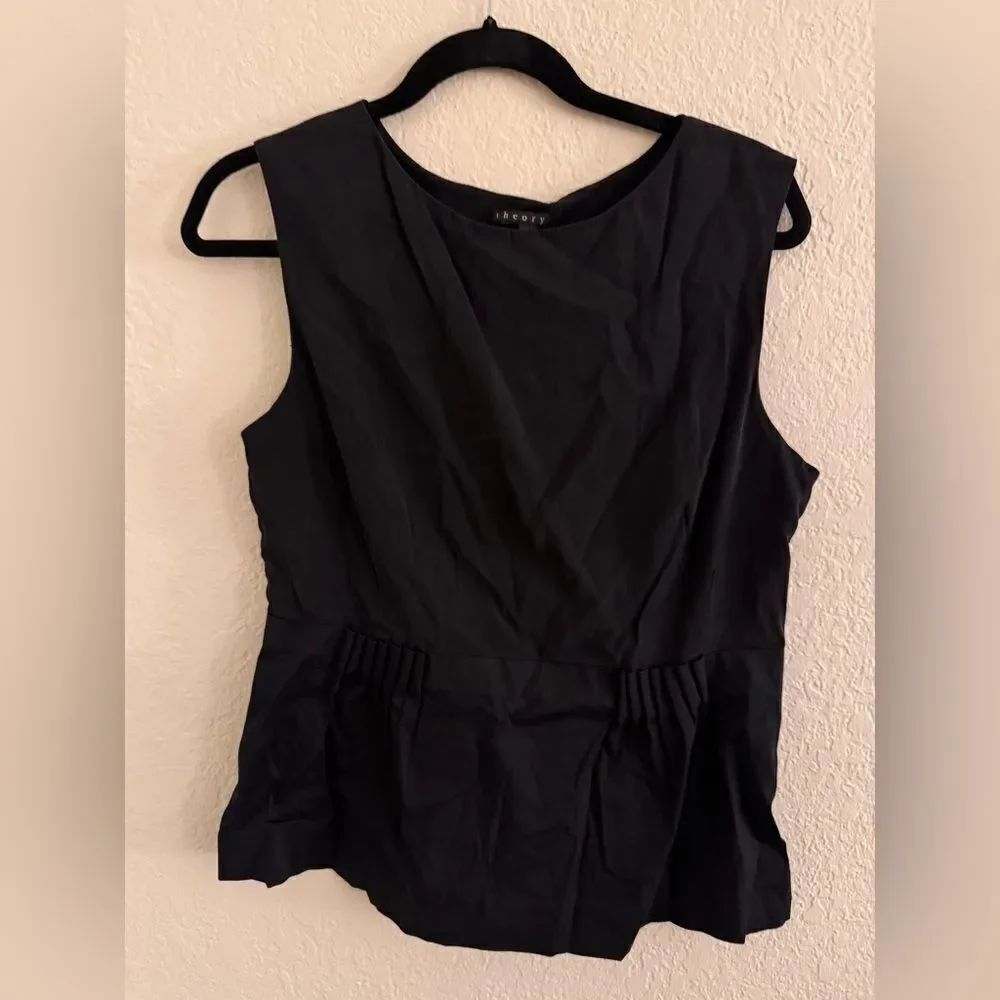 Black Sleeveless Top